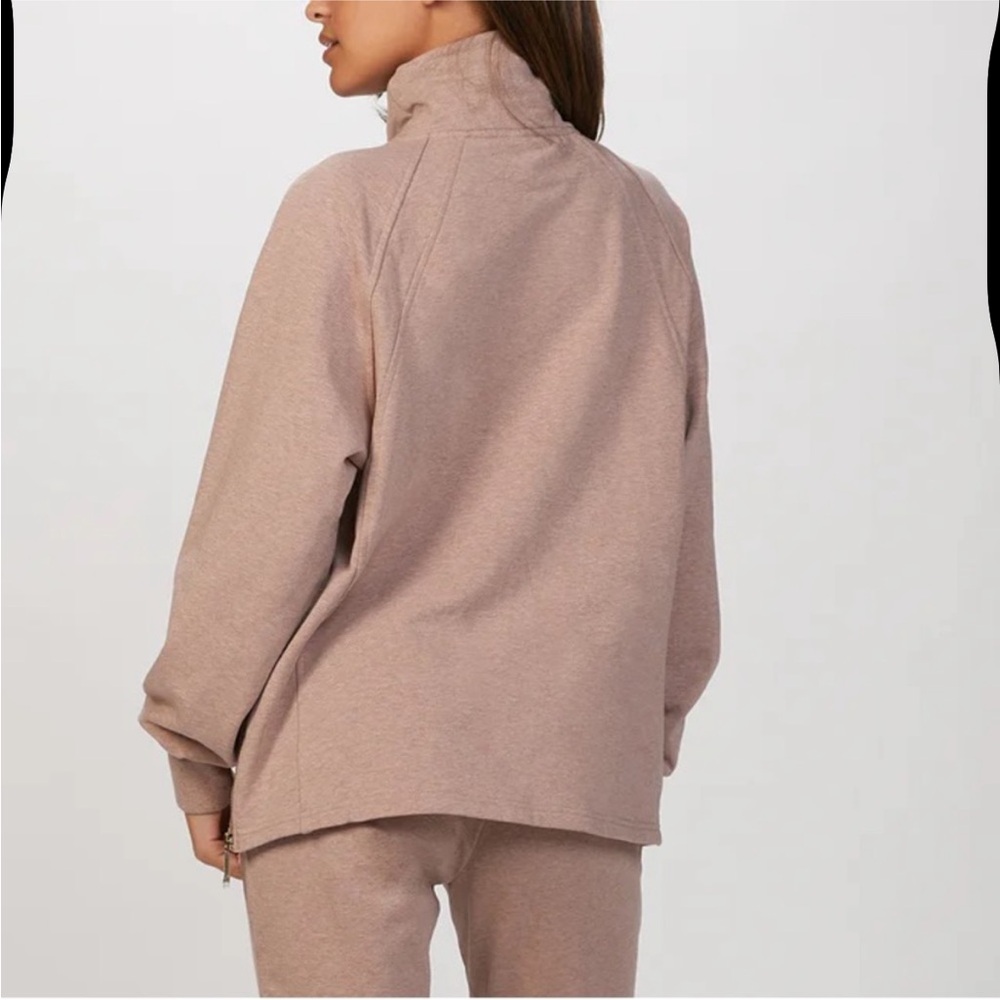 Varley Atlas Sweatshirt in Ash Rose - Picture 2 of 14